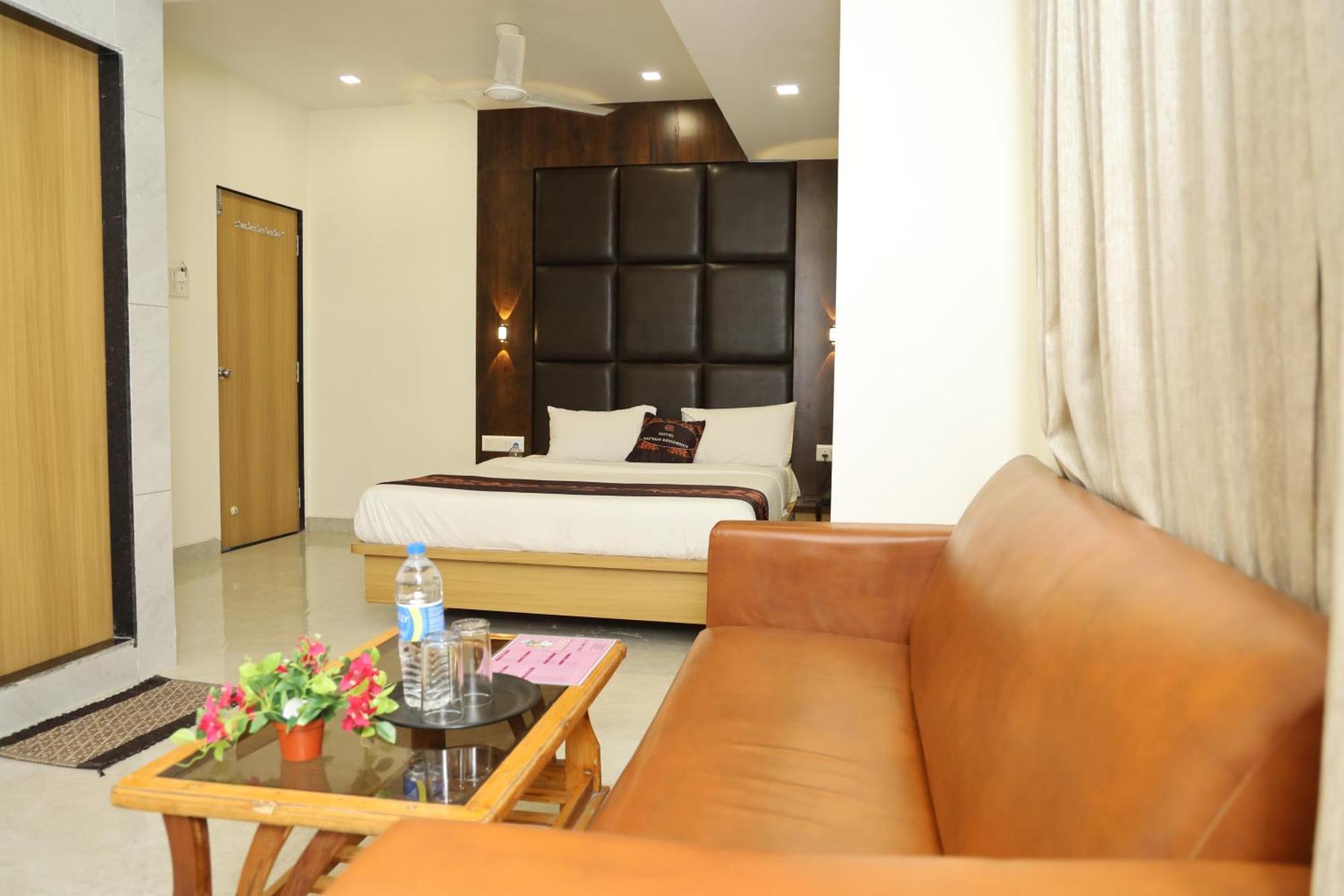 Hotel Satyam Residency Navi Mumbai Buitenkant foto